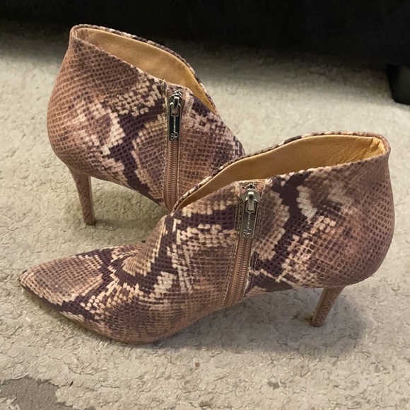 Jessica Simpson Layra Snake Print Bootie - Picture 5 of 7